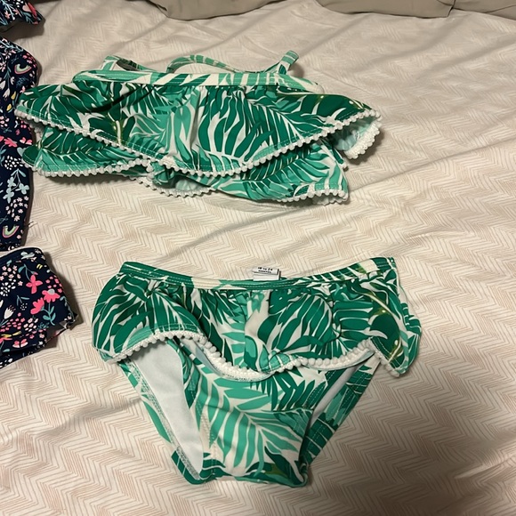 2 Girls 2 Piece Bathing Suits Carters & Janie & Jack - 18 months - Picture 2 of 5